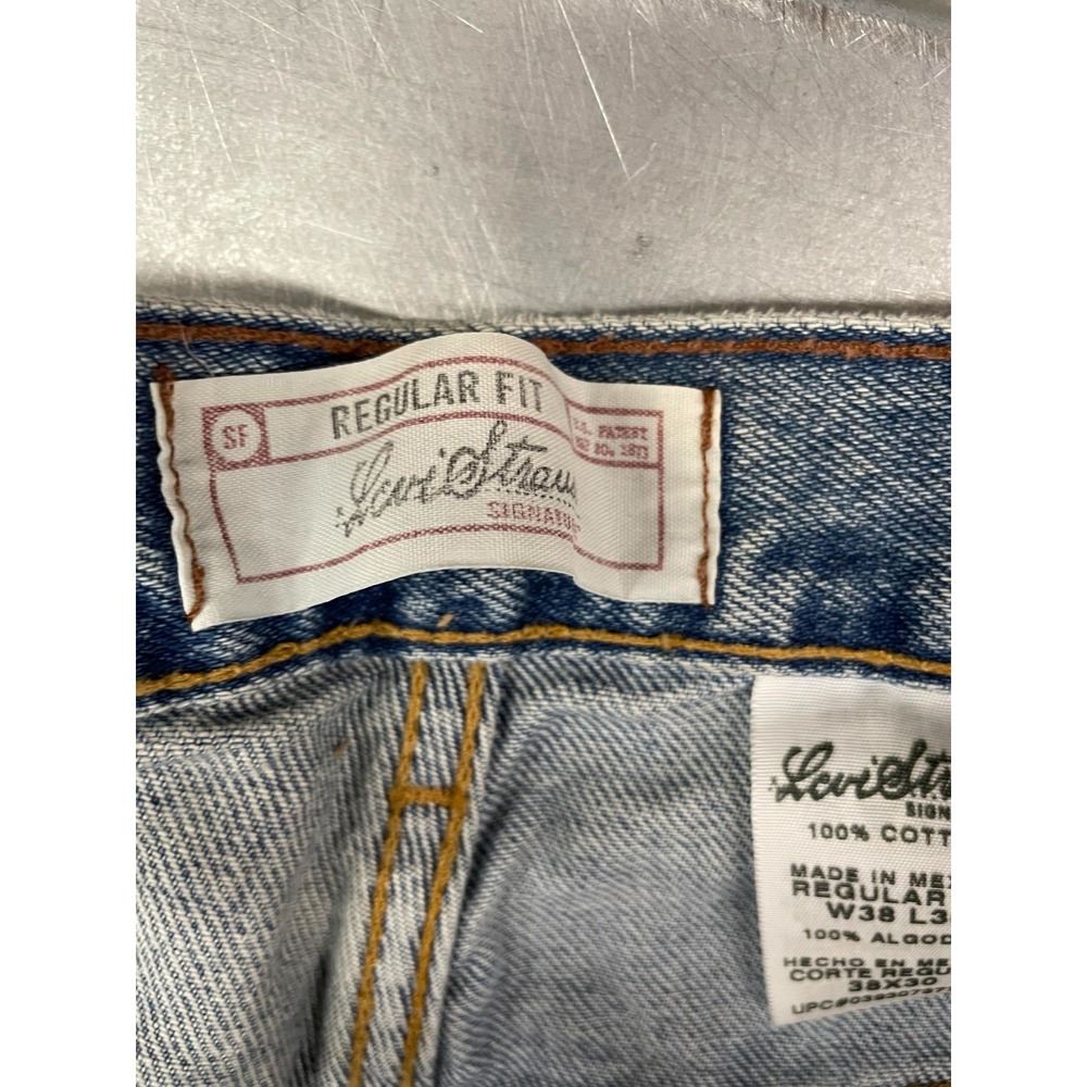 Signature Levis Mens 36X30 Blue Medium Wash Denim Regular Straight 100% Cotton - Picture 7 of 16